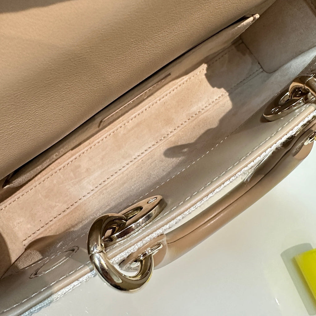 Dior Lady D-JOY