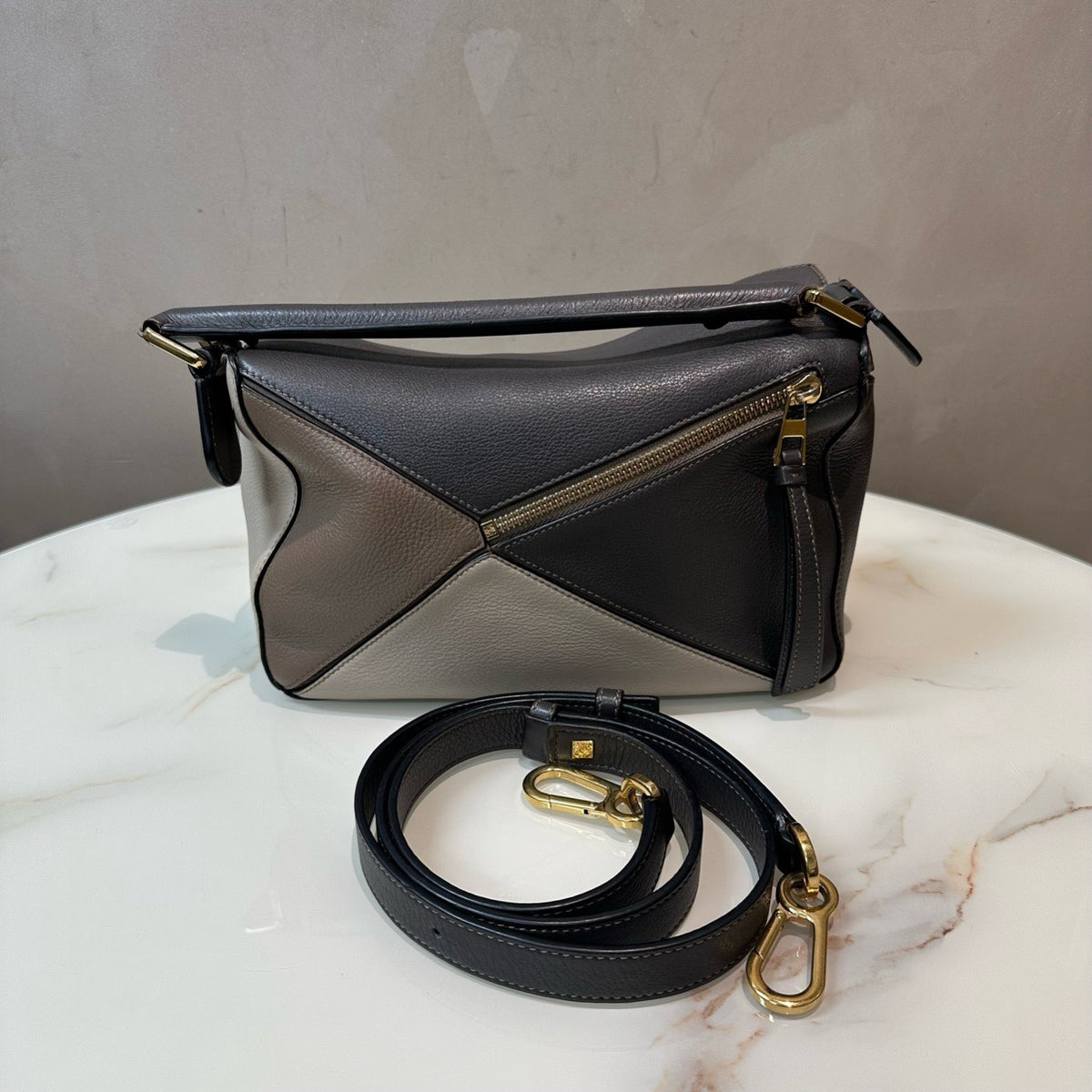 Loewe Puzzle