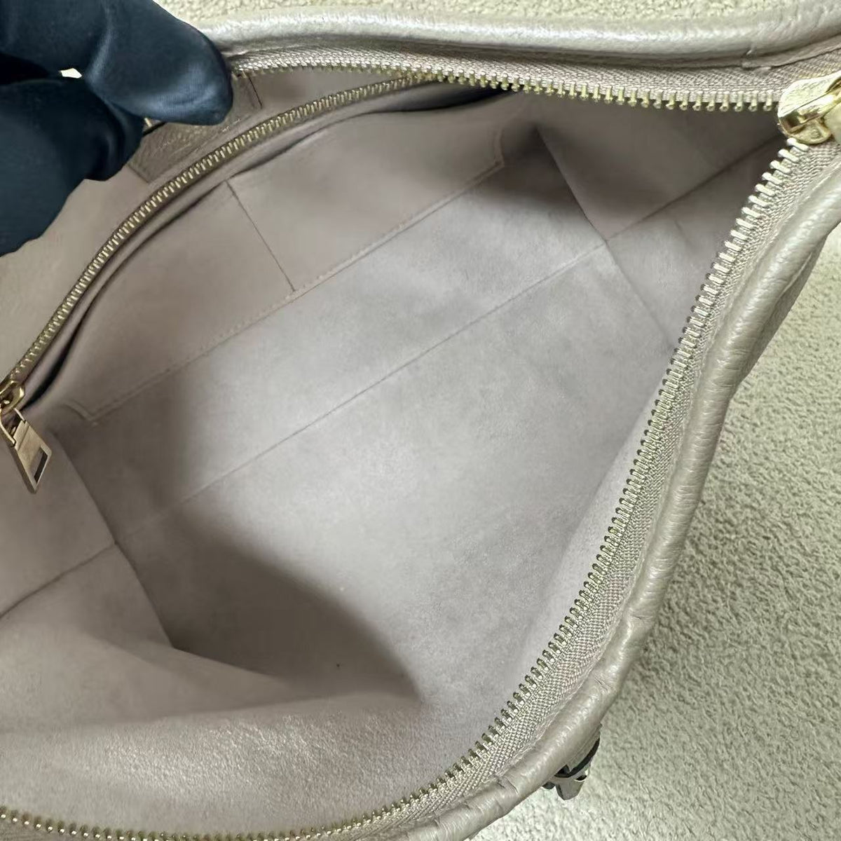 Lv Carryall Pm