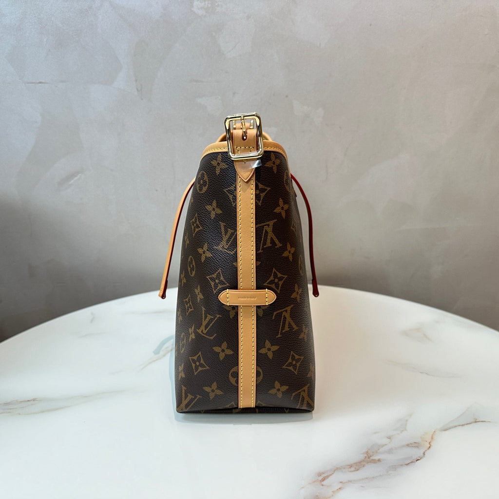 Lv Carryall