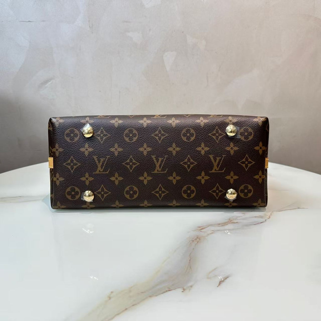 Lv Carryall