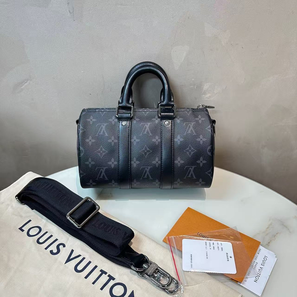 Lv Keepall25
