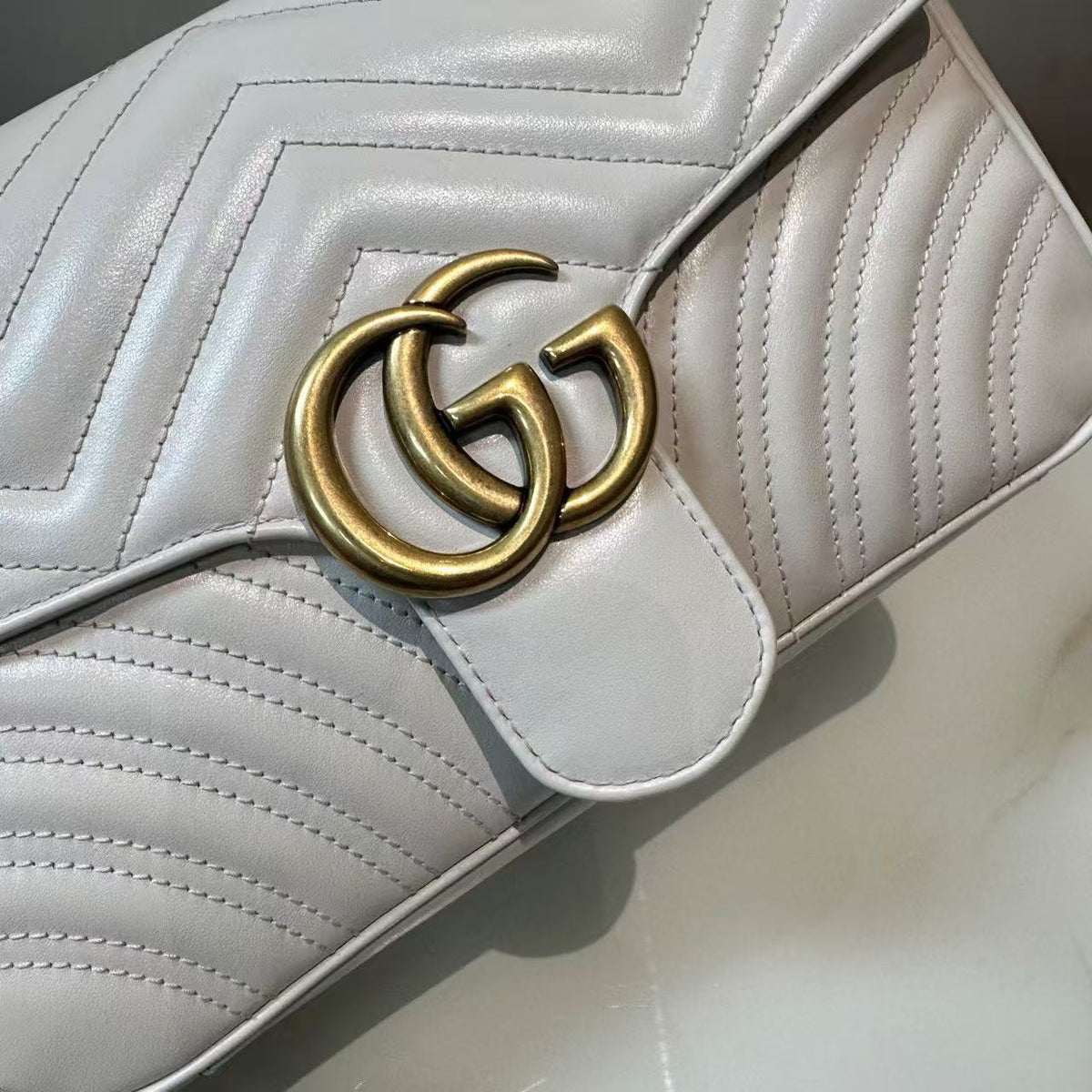 Gucci Marmont 26