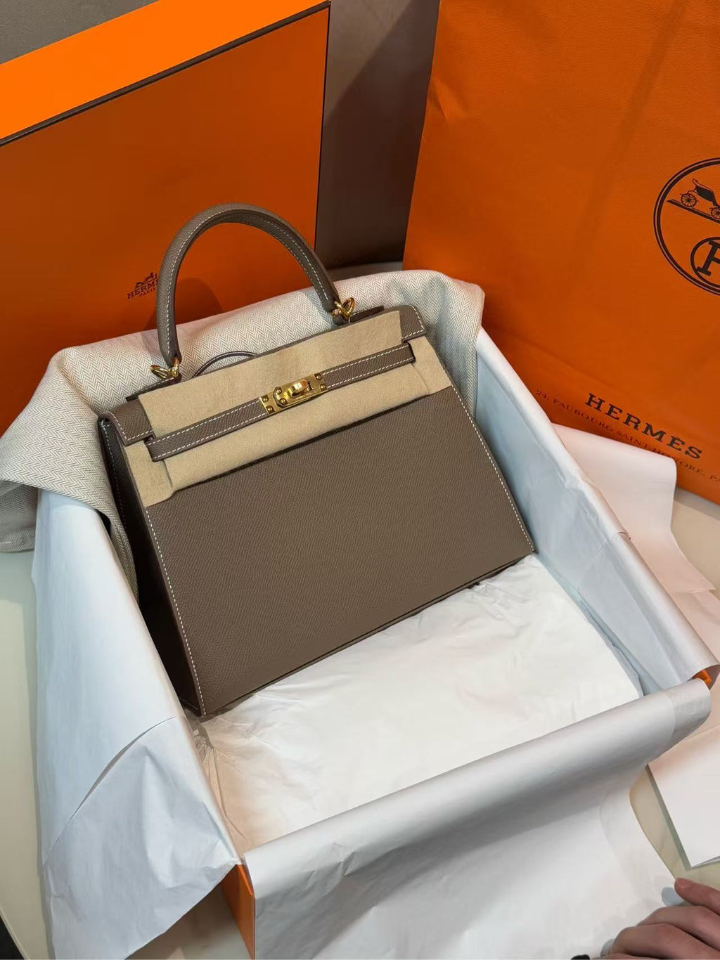 Hermes Kelly25