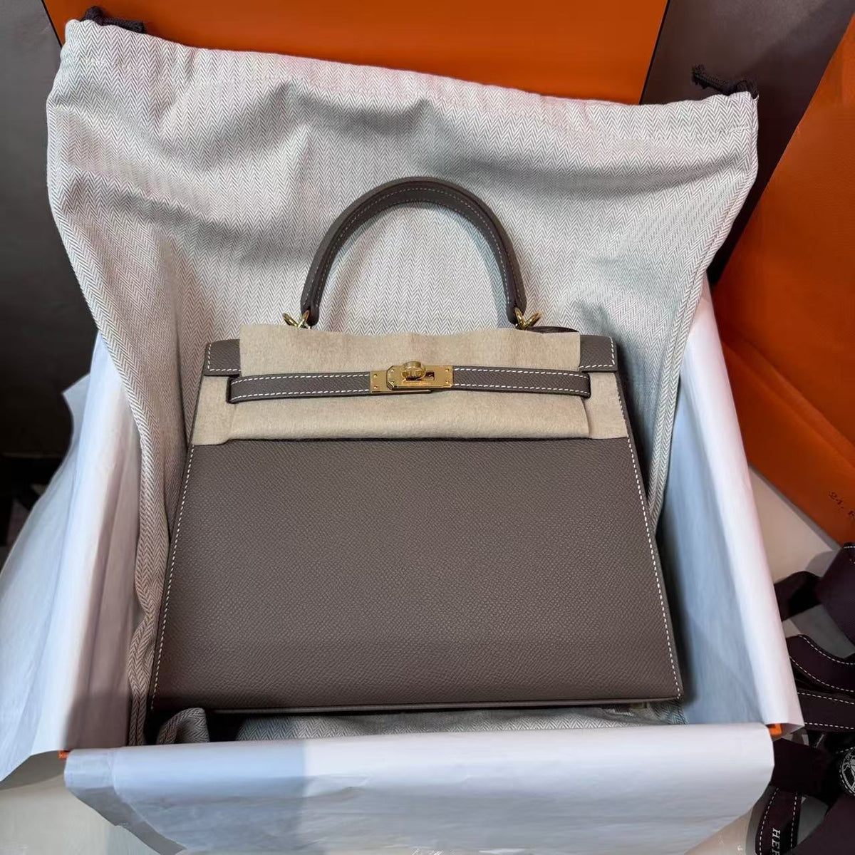 Hermes Kelly25