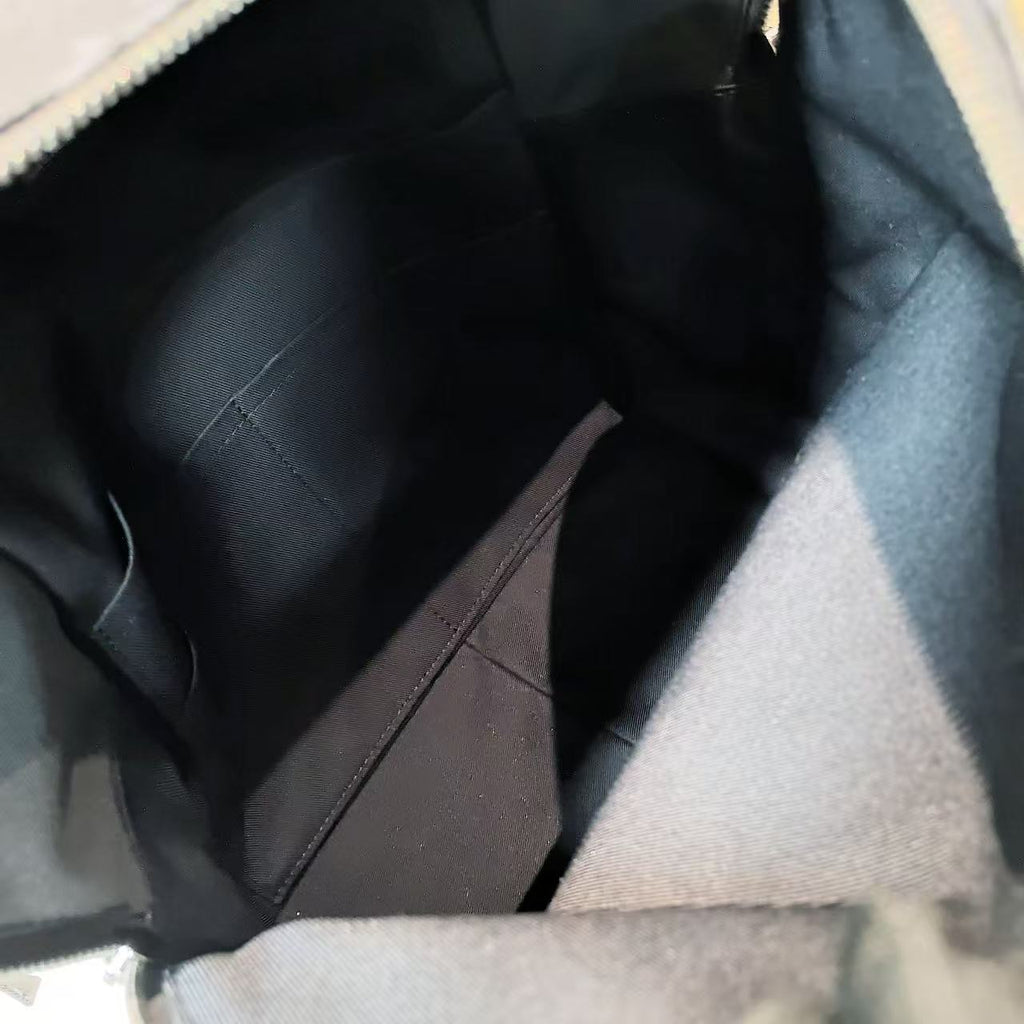 Louis Vuitton Discovery