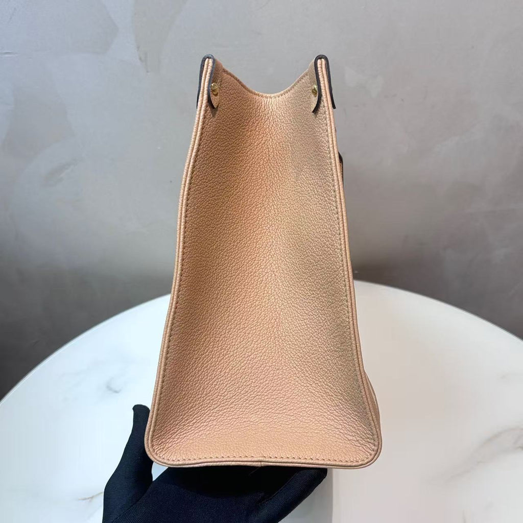 Louis Vuitton Onthego Pm
