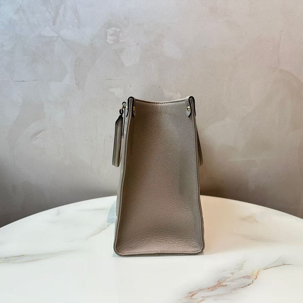 Louis Vuitton Onthego Pm