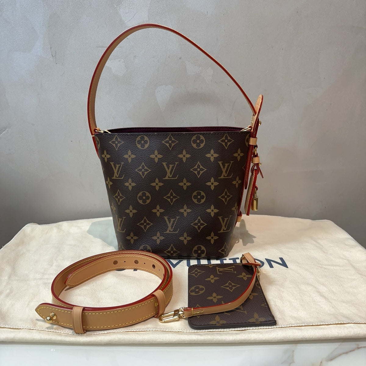 Louis Vuitton All in bb