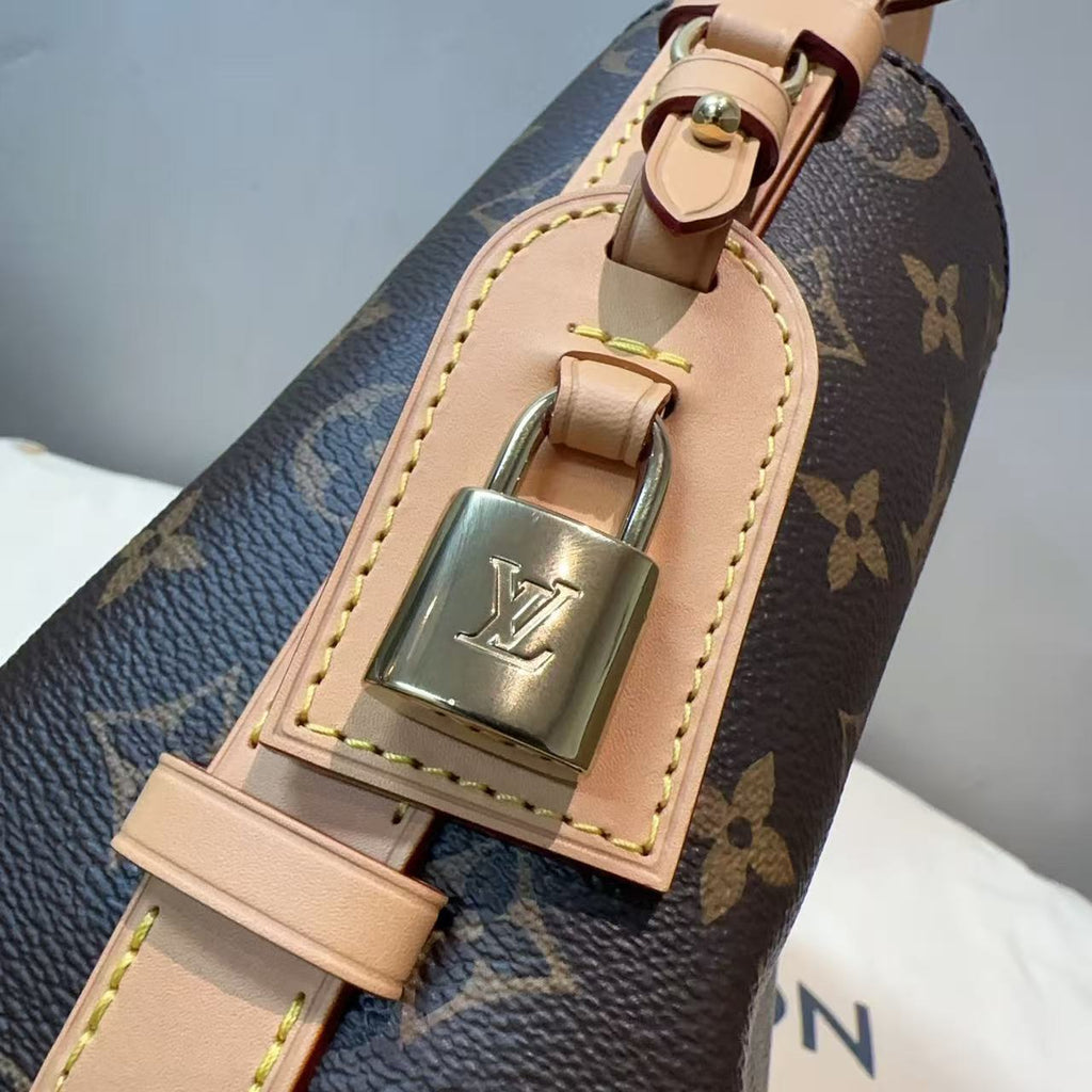 Louis Vuitton All in bb