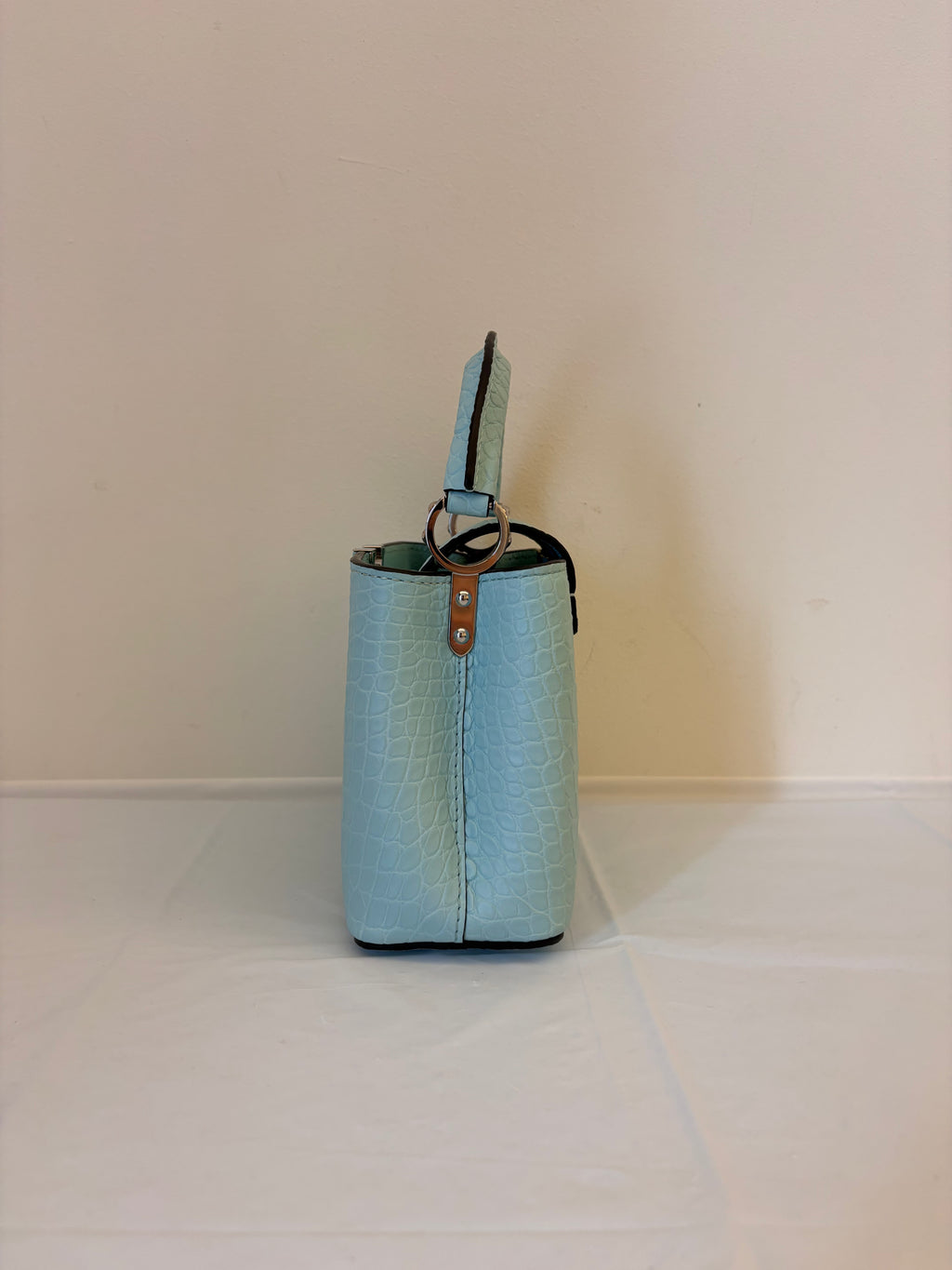 Louis Vuitton crocodile skin capucines mini