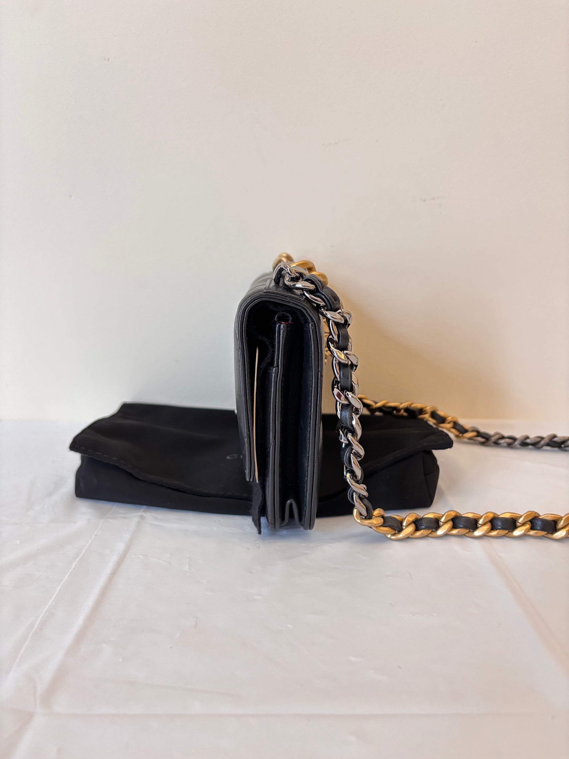 Chanel 19 bag black gold woc