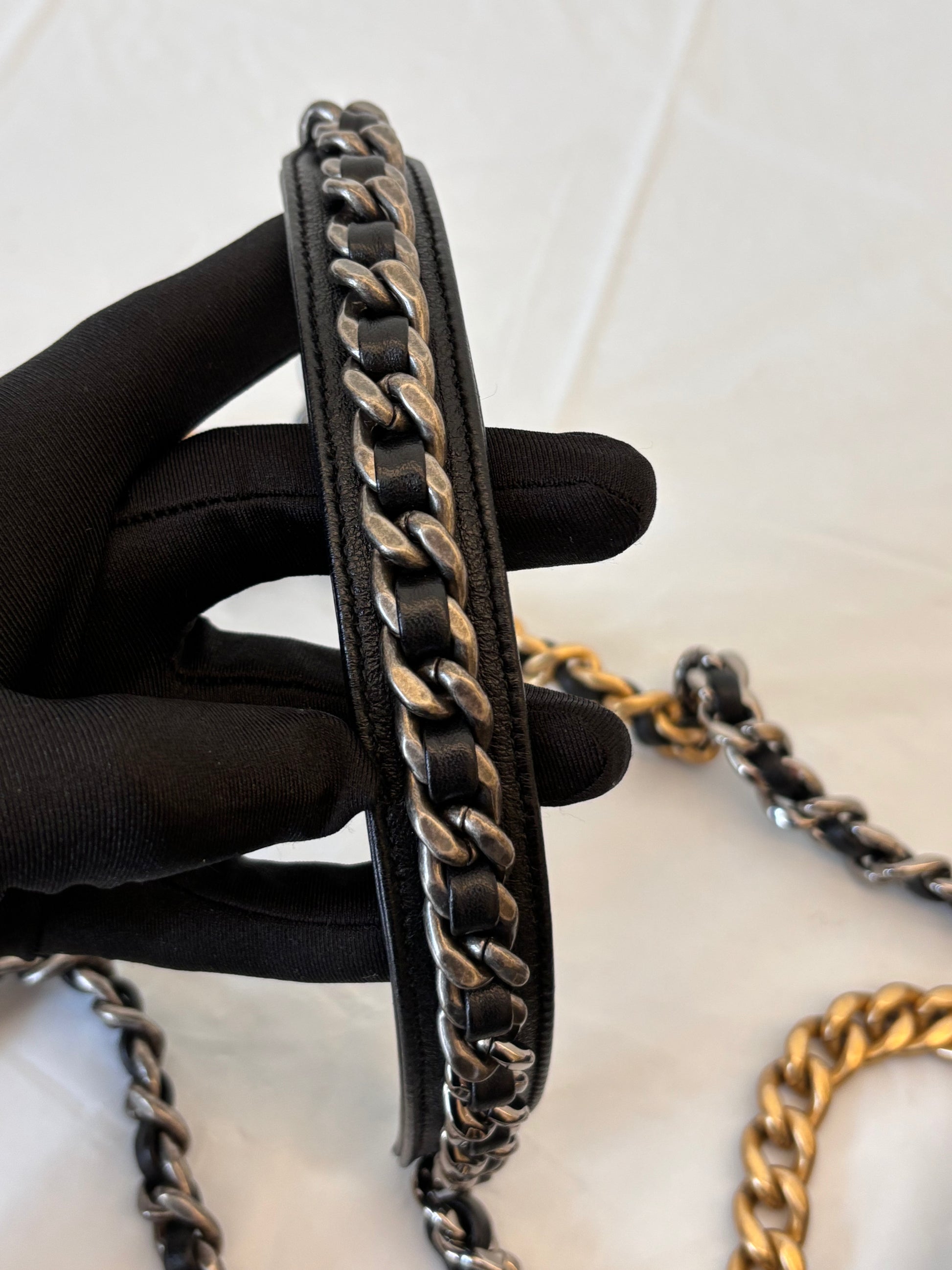 Chanel 19 bag black gold woc