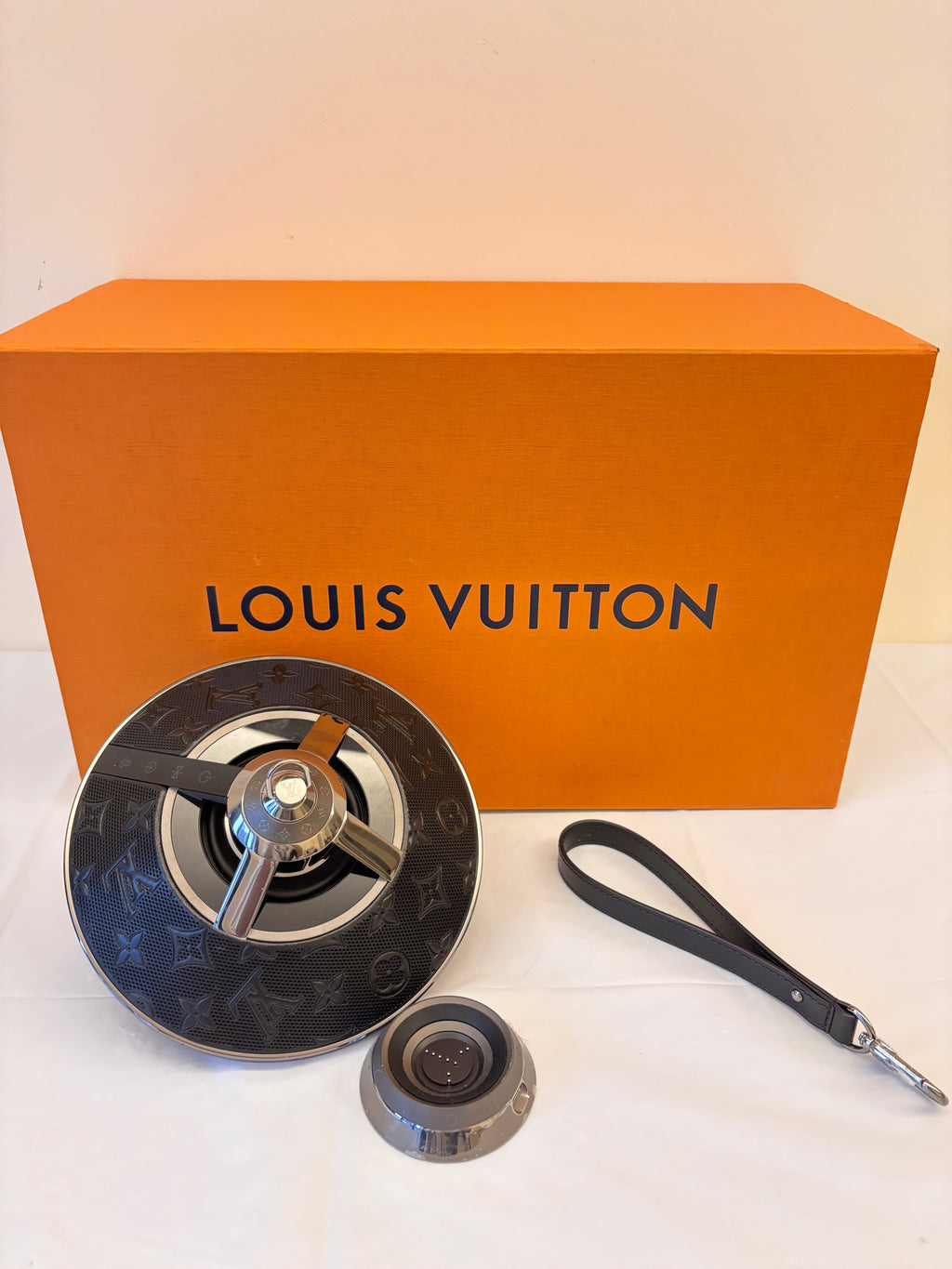 Louis Vuitton UFO speaker