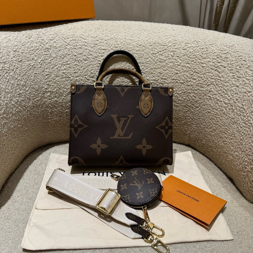 Louis Vuitton onthego Small portable shoulder bag