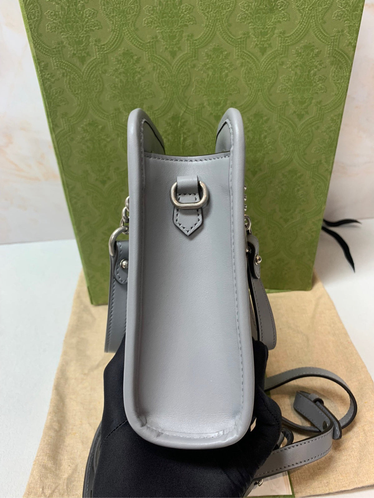 Gucci Mamont Thoth Grey