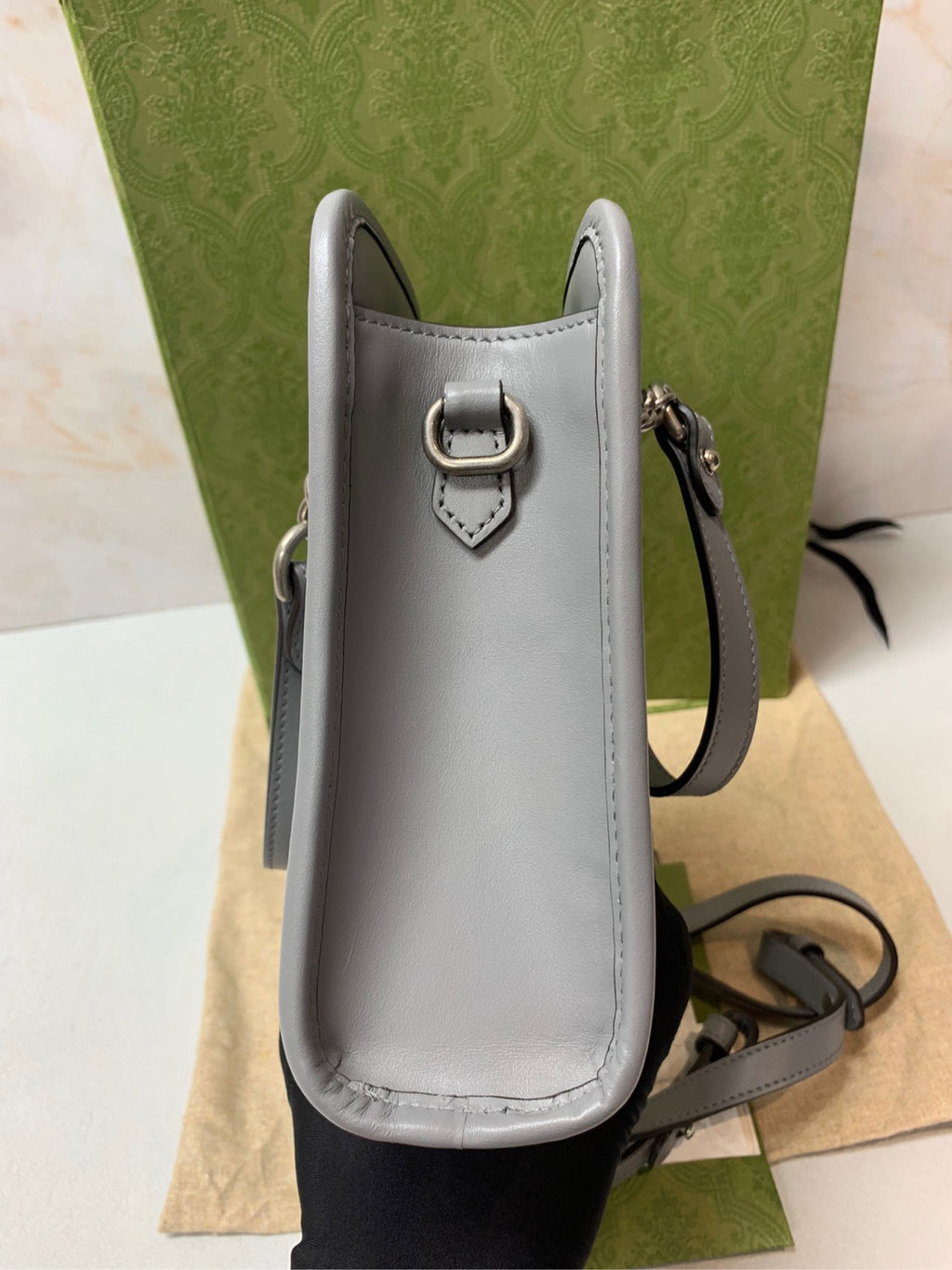 Gucci Mamont Thoth Grey
