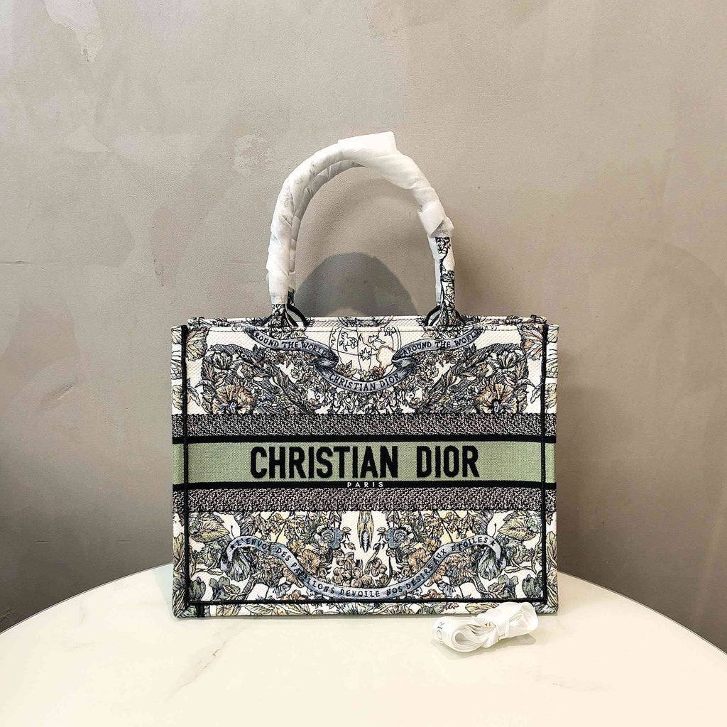 Dior Medium tote bag