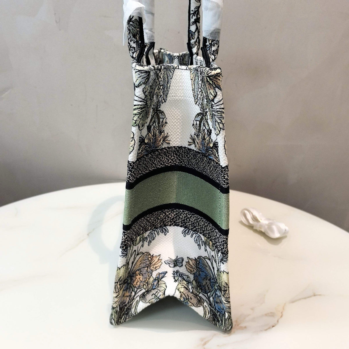 Dior Medium tote bag