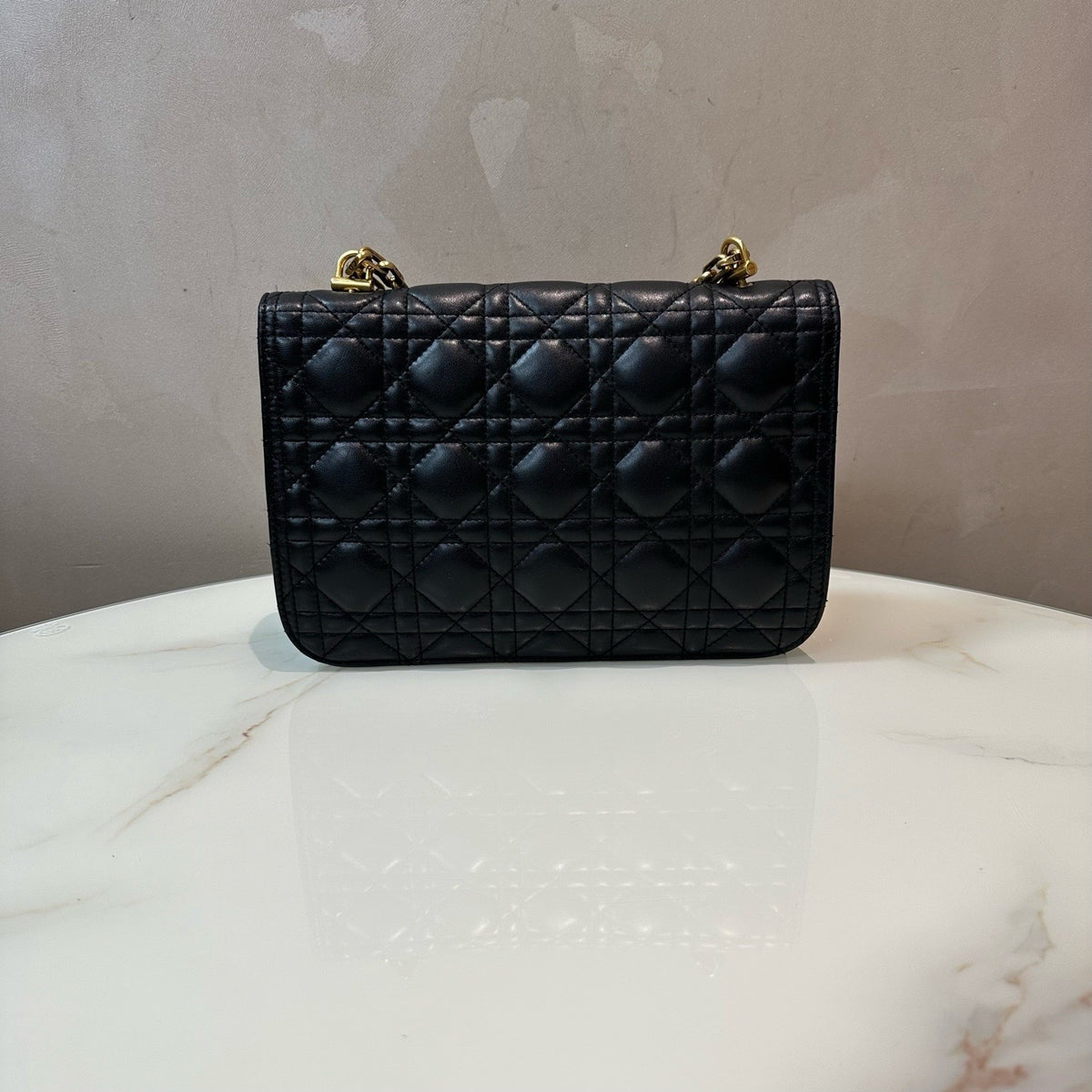 Dior diamond patterned single shoulder crossbody bag