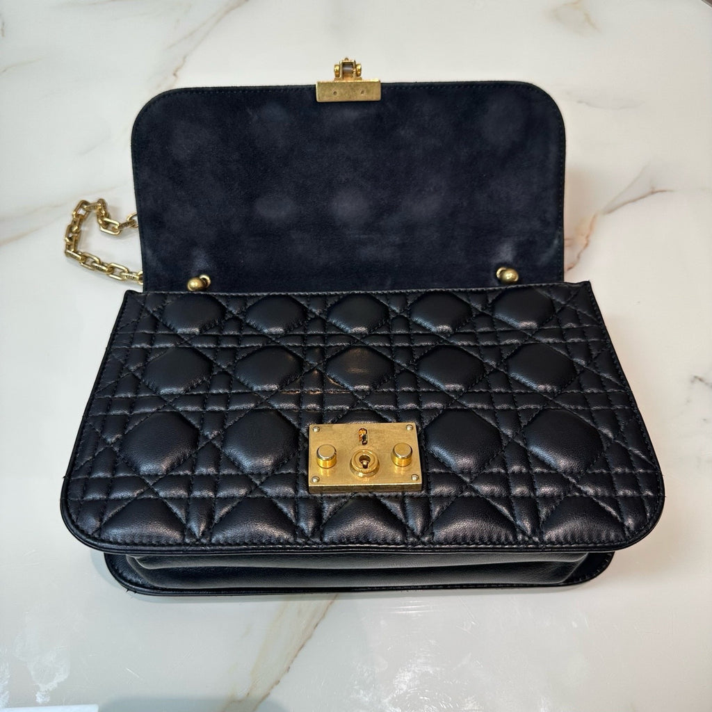 Dior diamond patterned single shoulder crossbody bag