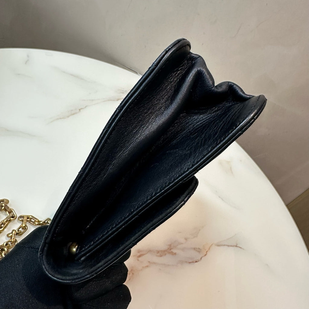 Dior diamond patterned single shoulder crossbody bag