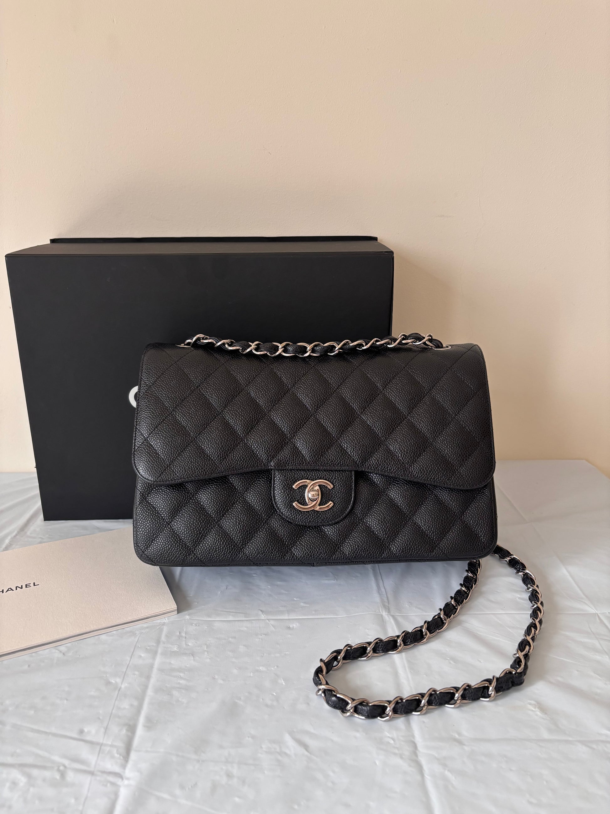 Chanel jumbo