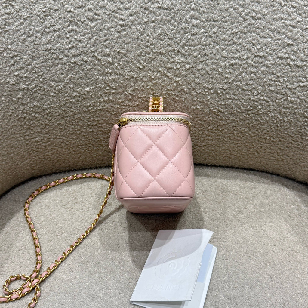 CHANEL 24C