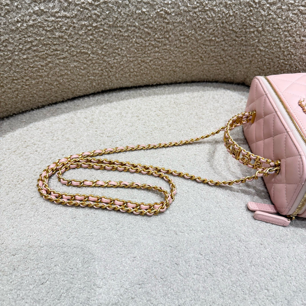 CHANEL 24C