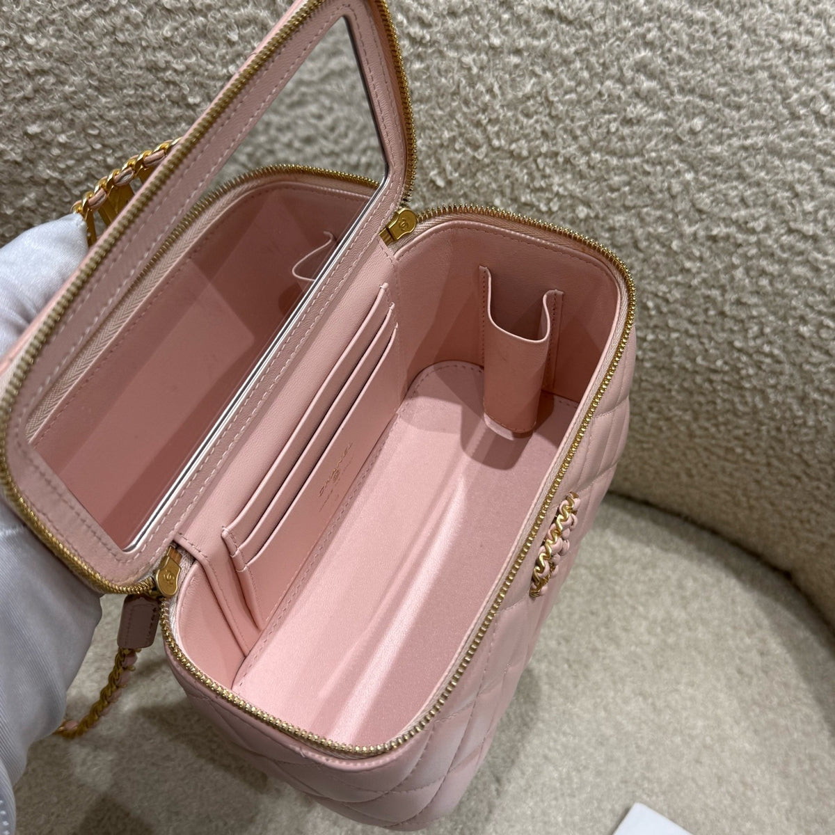 CHANEL 24C