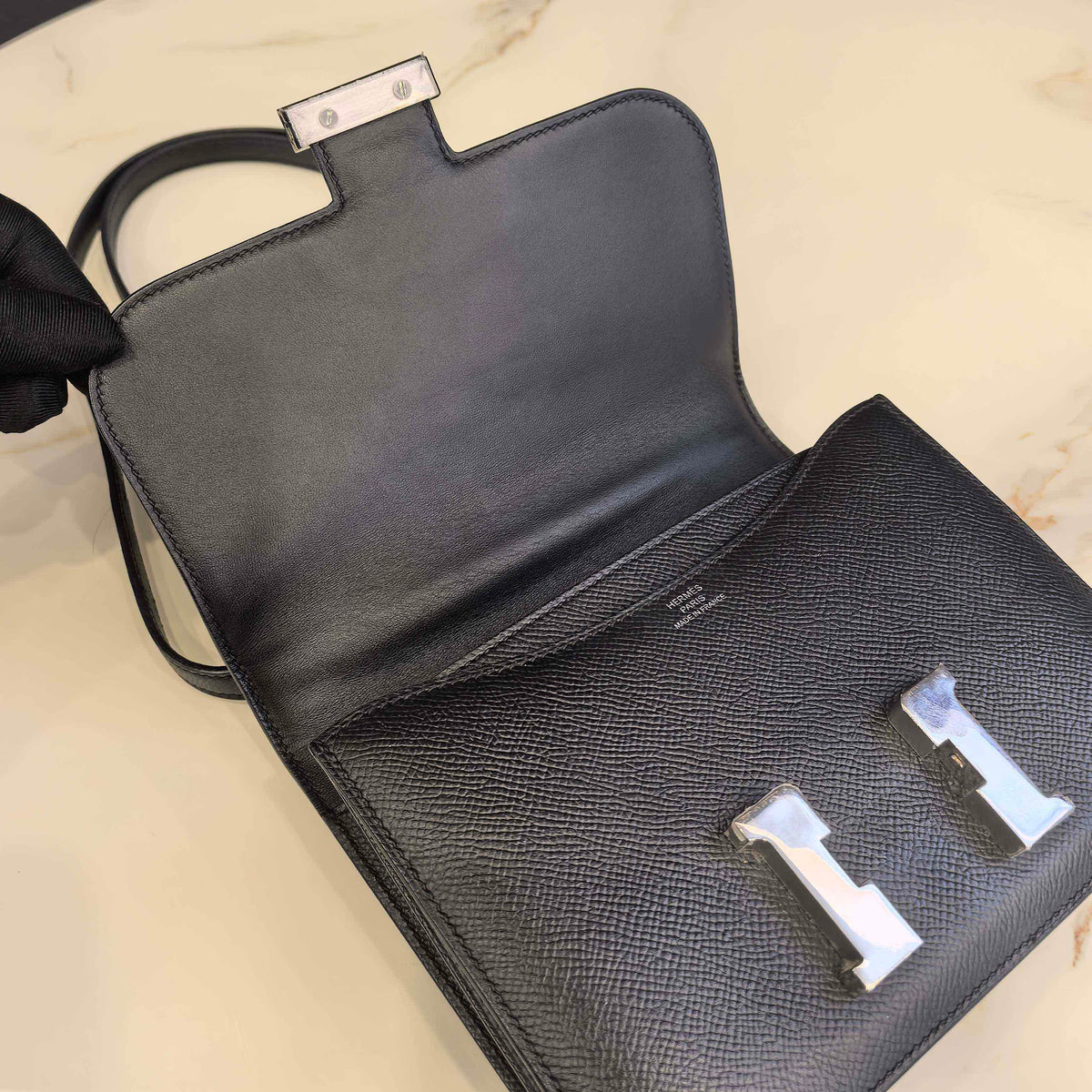 Hermes Constance 19