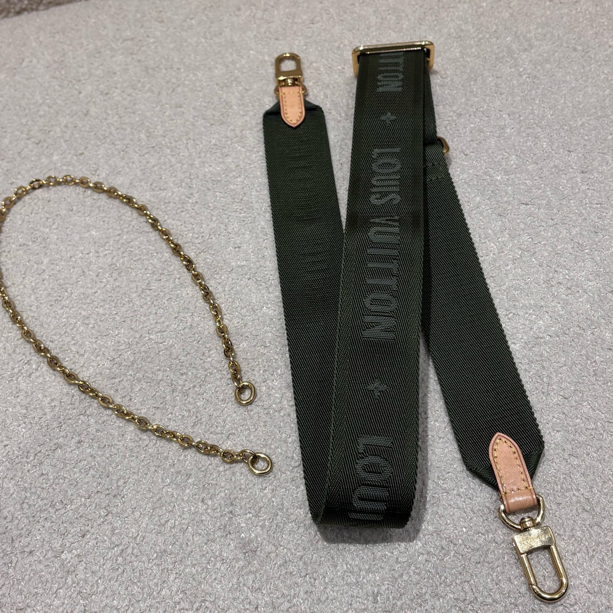 Louis Vuitton Multi Pochette Accessoires