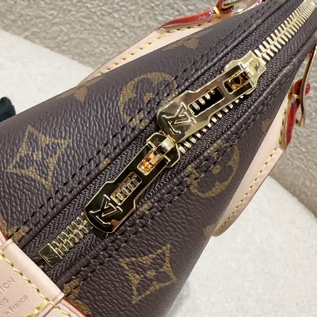 Louis Vuitton Alma bb