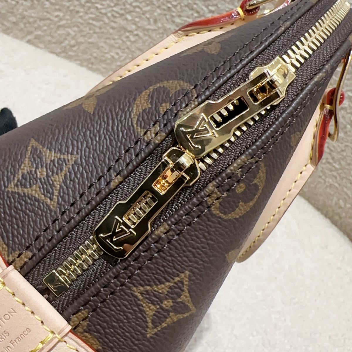 Louis Vuitton Alma bb