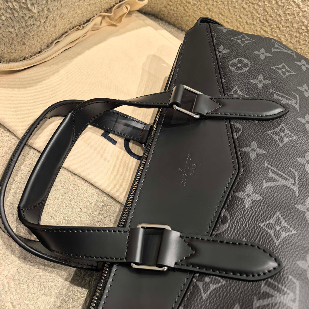 Louis Vuitton Exploer