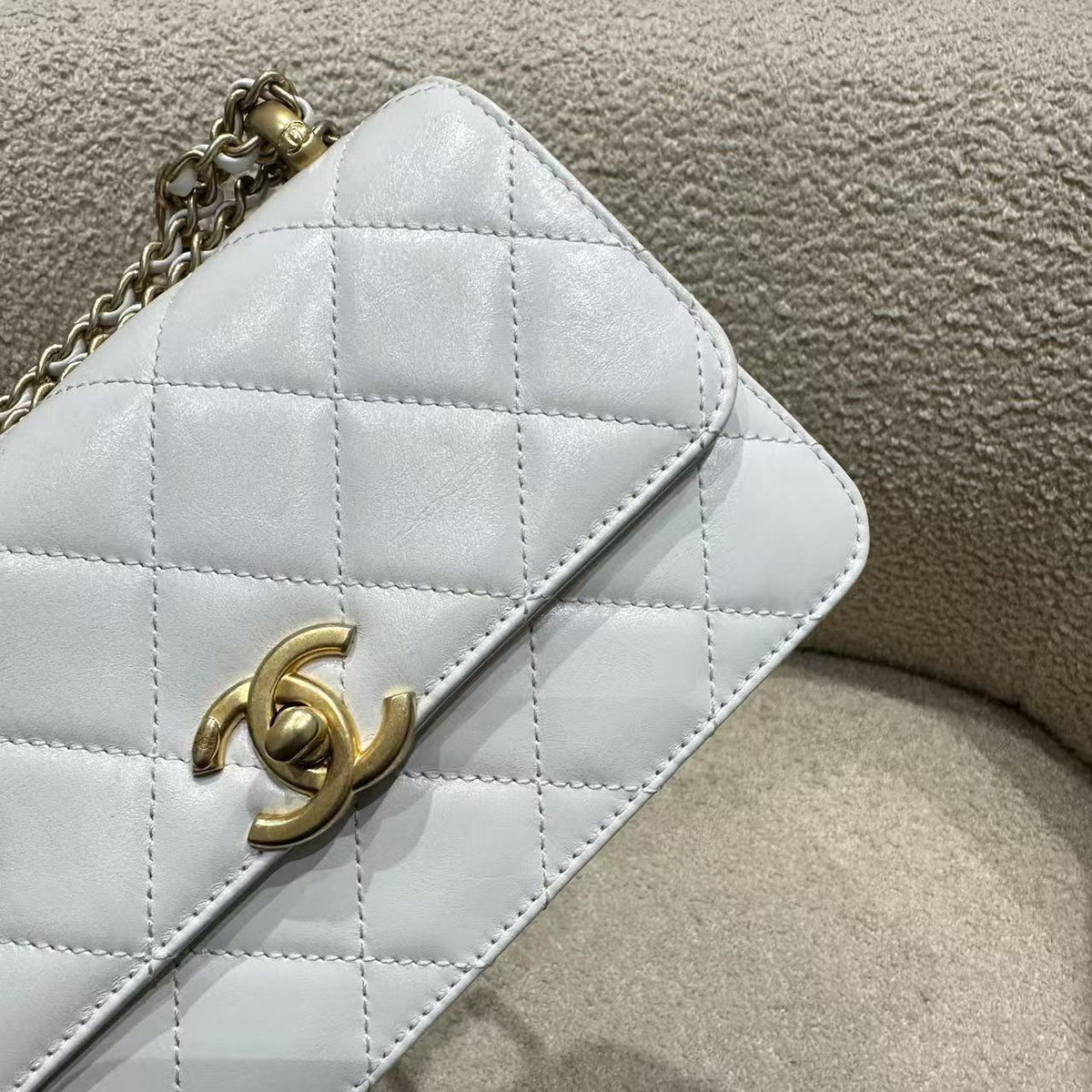 Chanel 19Bag 21A