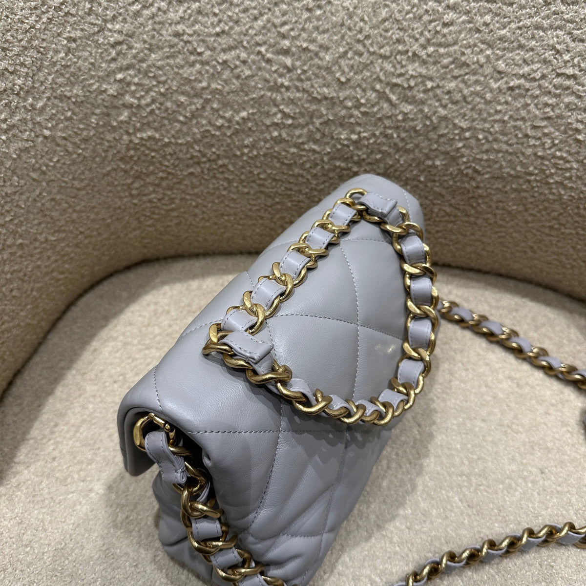 Chanel CF 22B