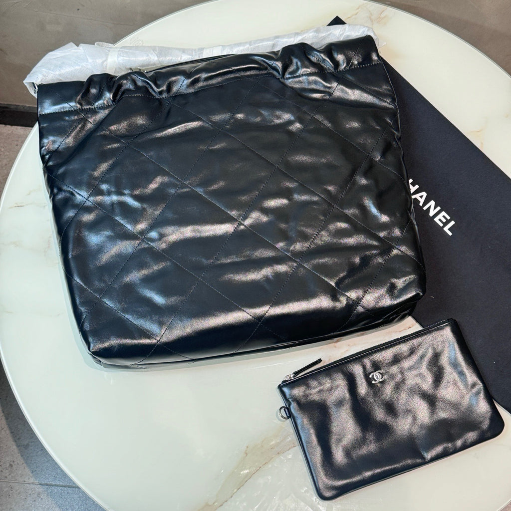 Chanel 22Bag Medium