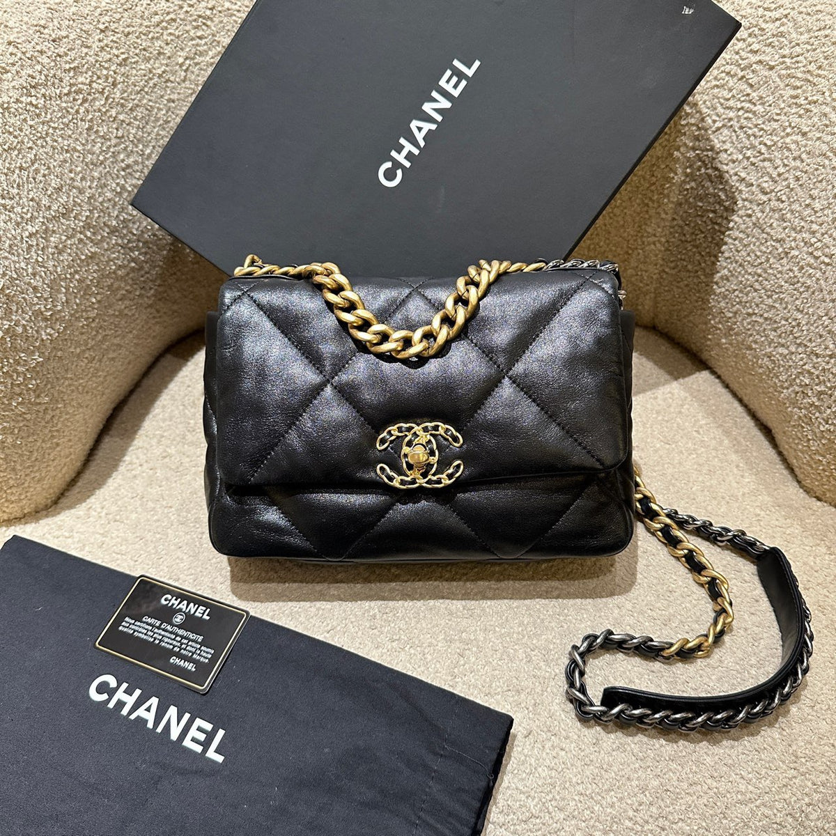 Chanel 19Bag Small