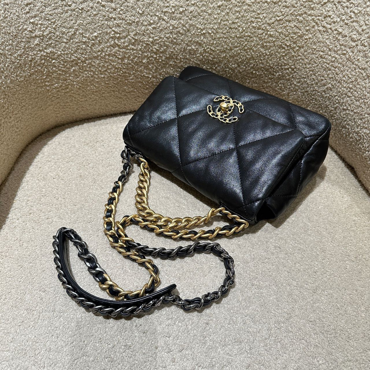 Chanel 19Bag Small