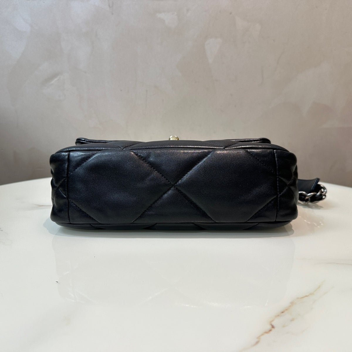 Chanel 19Bag Small Microchip version