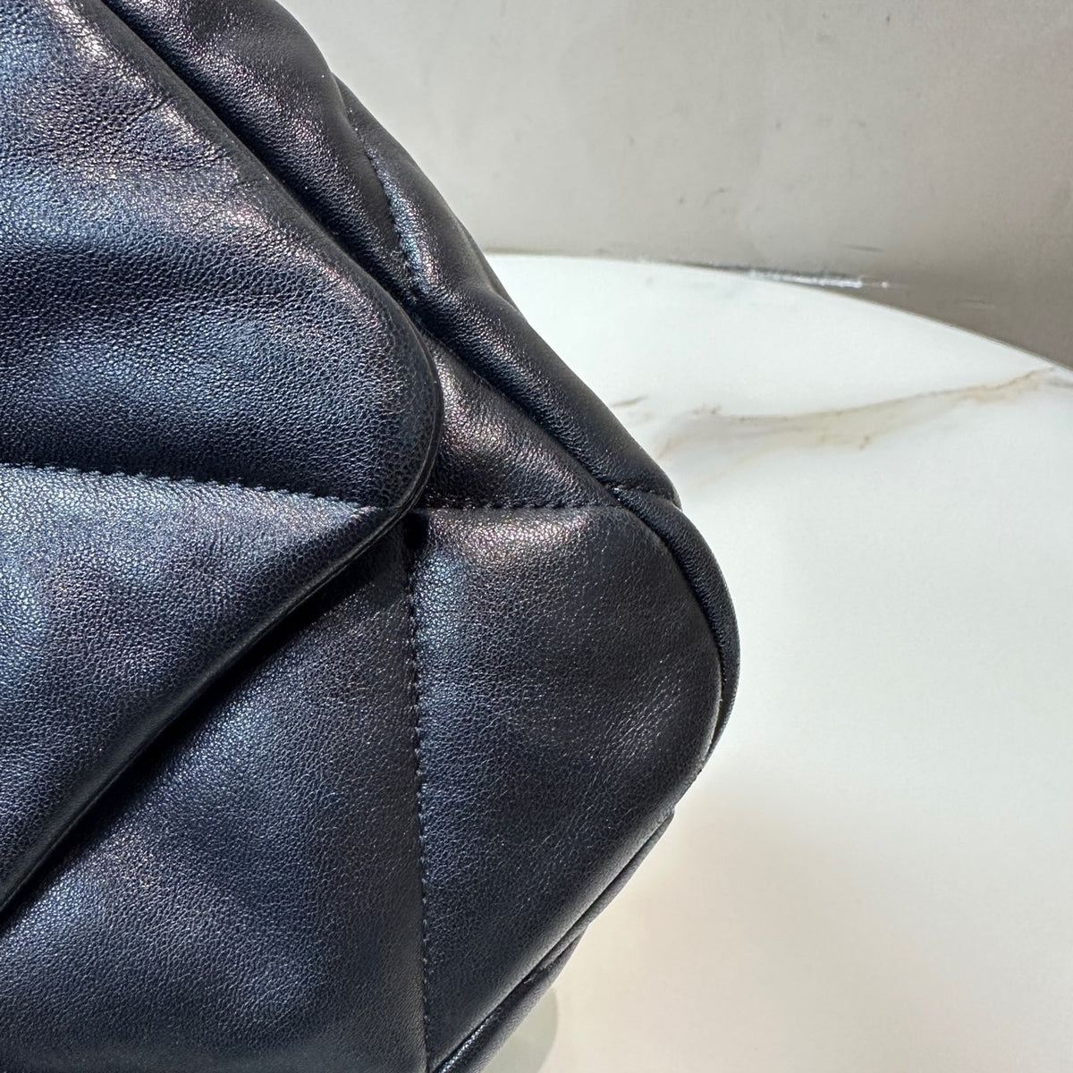 Chanel 19Bag Small Microchip version