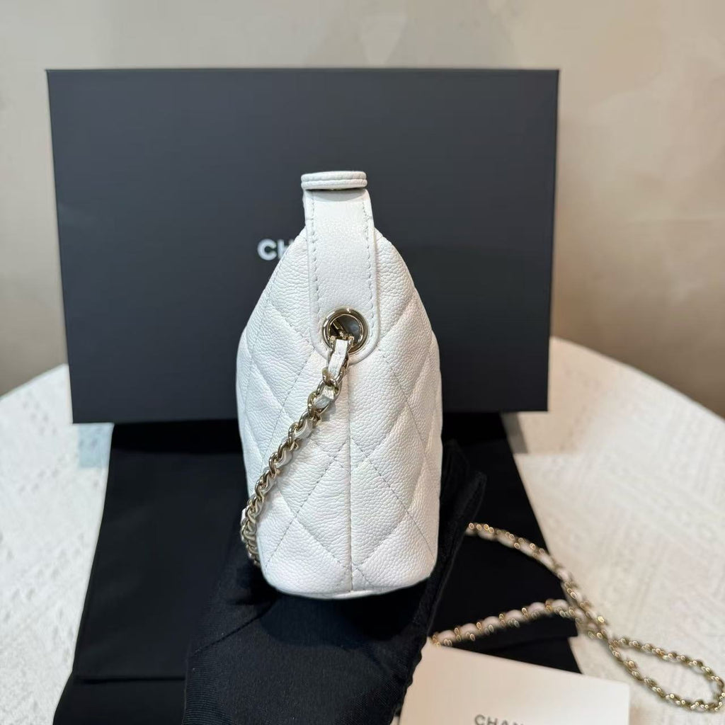 Chanel 25C Hobo