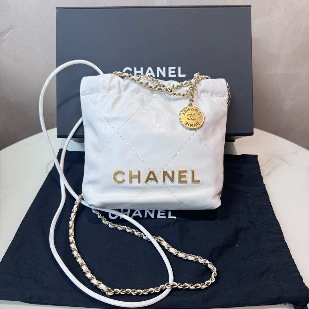 Chanel 22Bag Mini