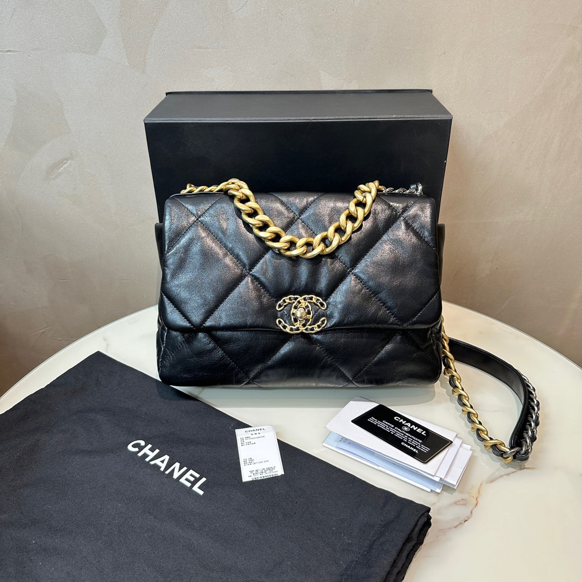 Chanel 19Bag Medium