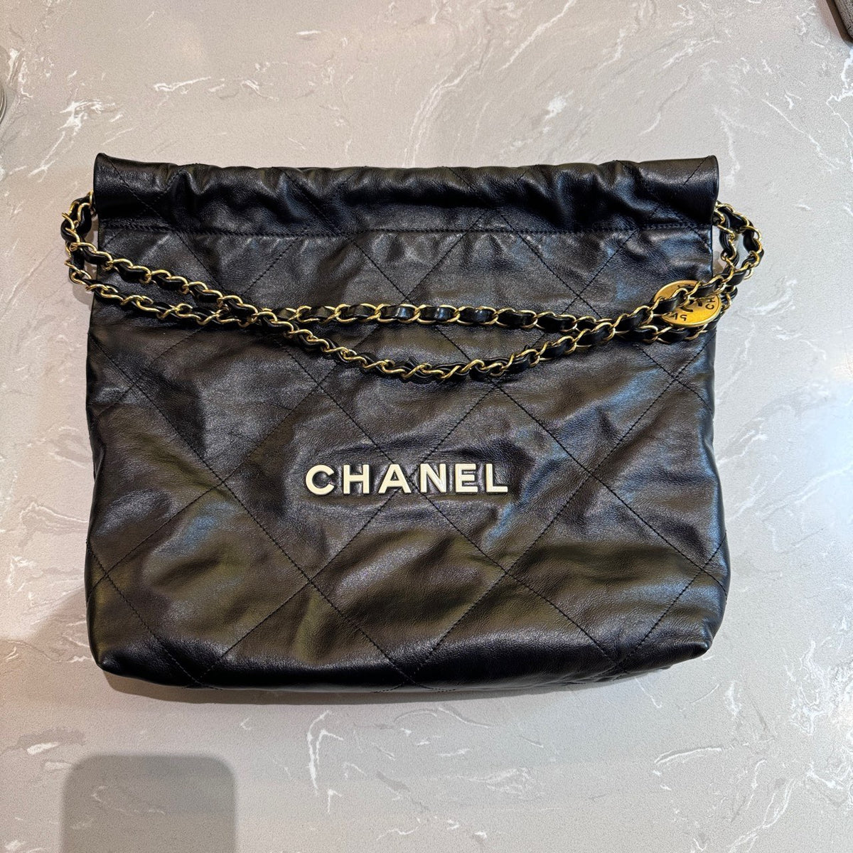 Chanel 22Bag Small