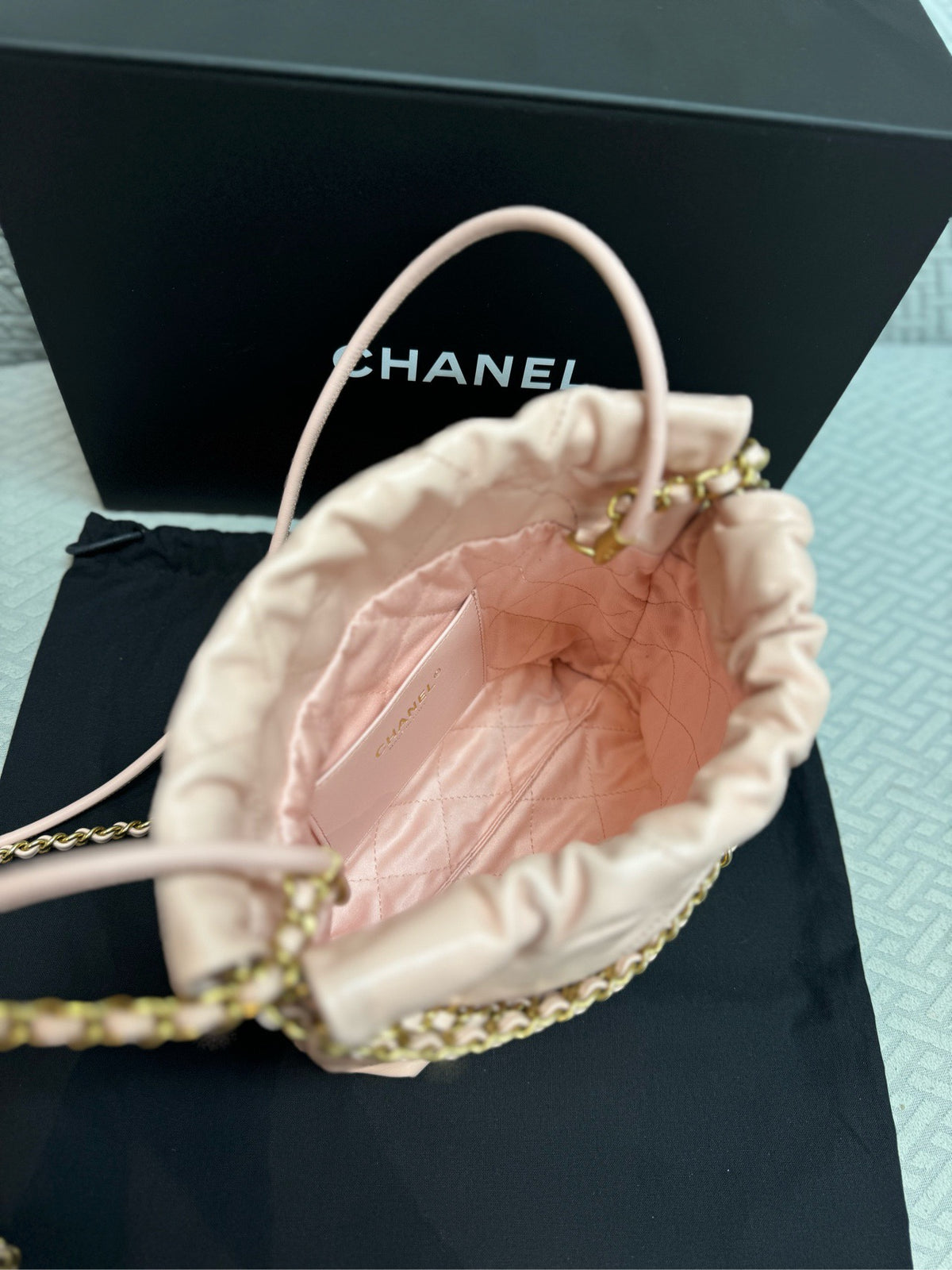 Chanel 22Bag Mini