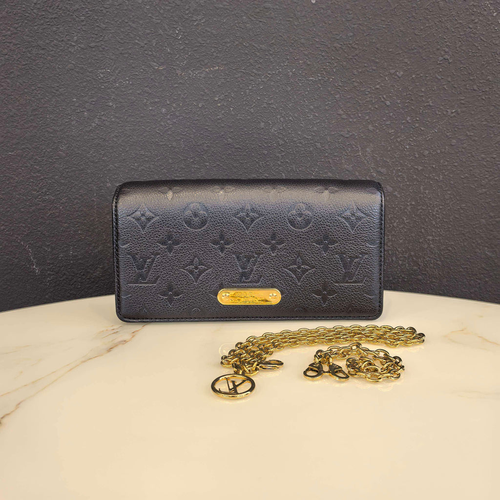 Louis Vuitton Lily woc