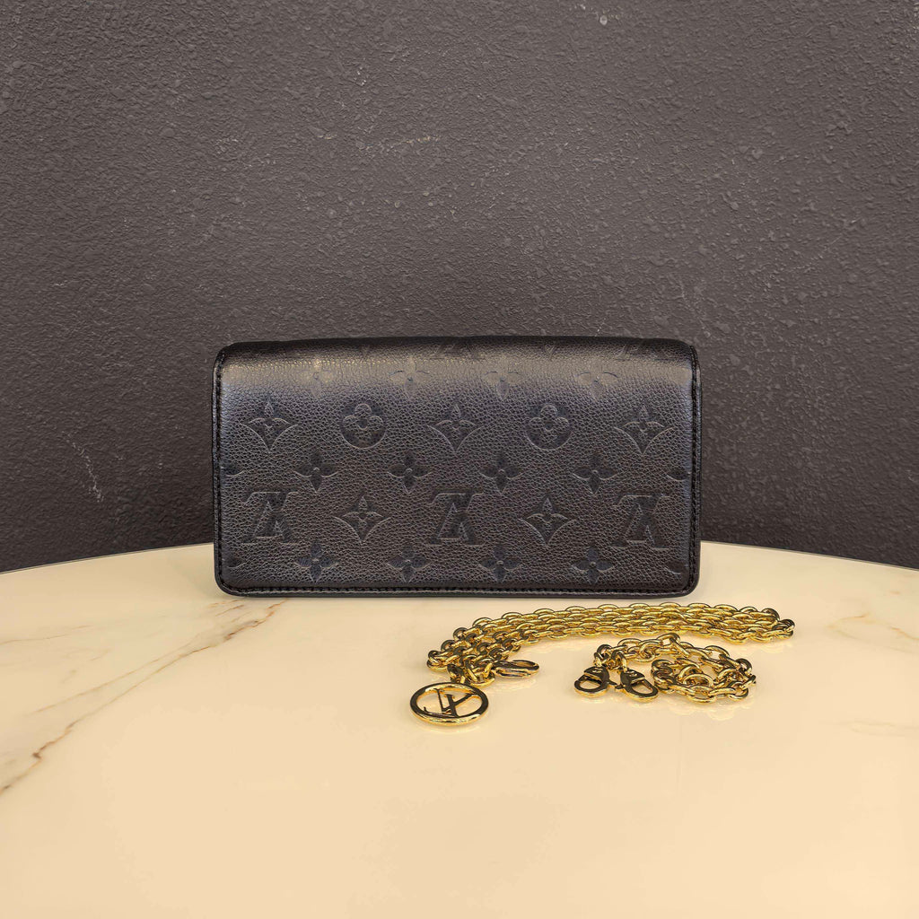 Louis Vuitton Lily woc