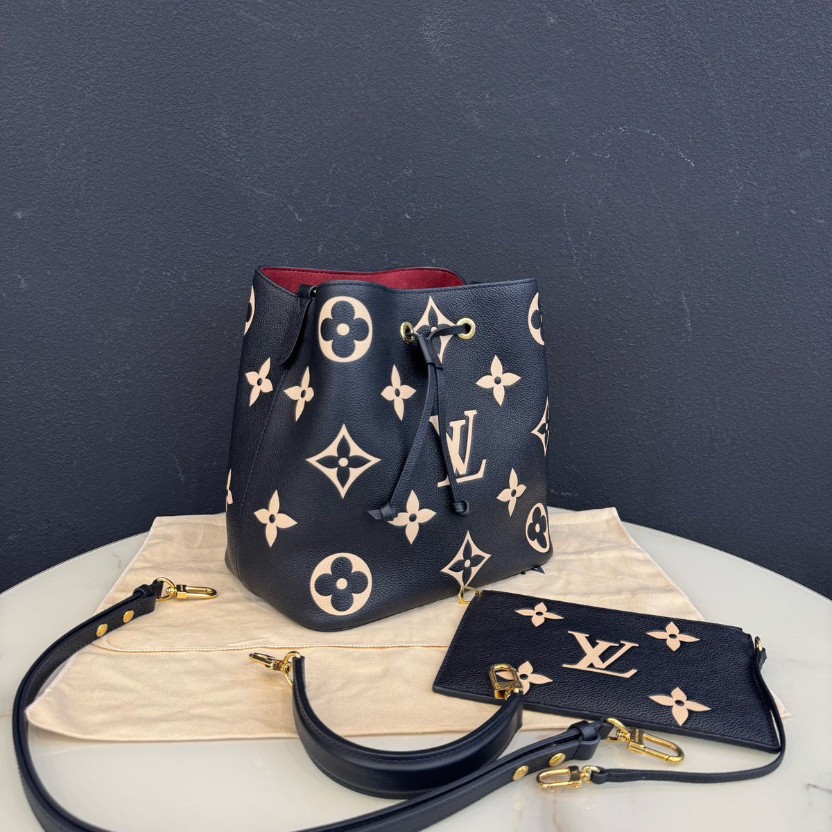 Louis Vuitton NeoNoe